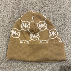 Michael Kors Tan and White Knit Beanie